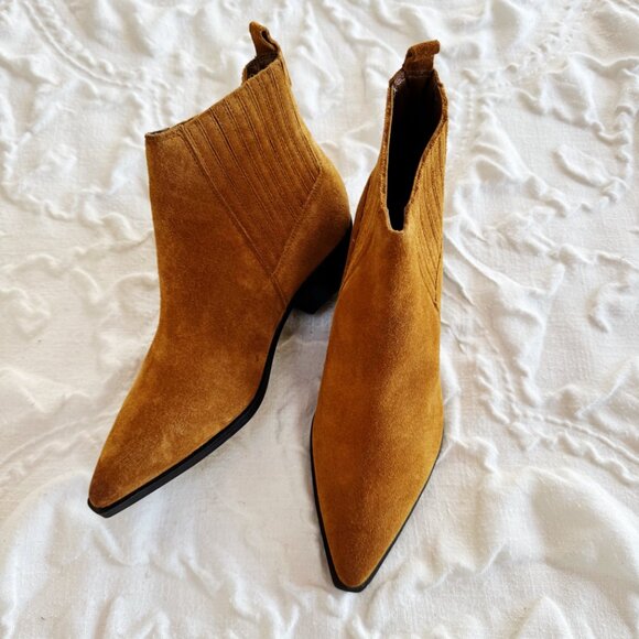 Marc Fisher Yarita Bootie Size 7.5 New $179 - Picture 4 of 8